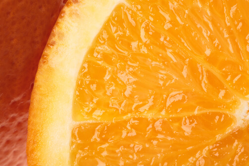 Fructele bogate în vitamina C fac parte dintre acele remedii naturale pentru alungirea genelor