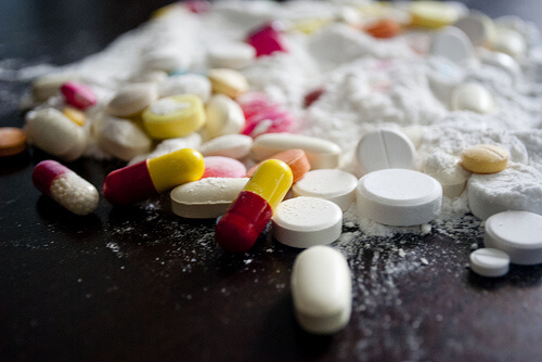 Consumul de medicamente este unul dintre acele obiceiuri care afectează intestinele