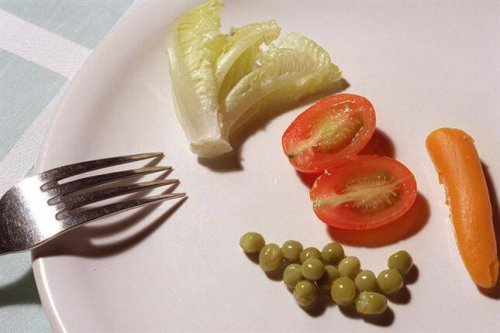 Oboseala matinală poate fi cauzată de diete restrictive