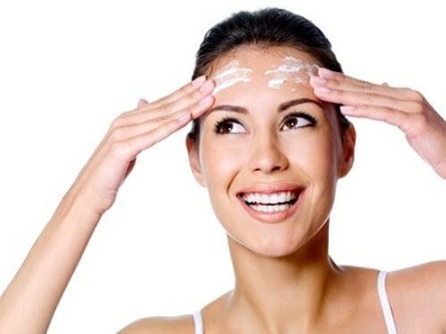 remedii pentru petele pigmentare aplicate pe față