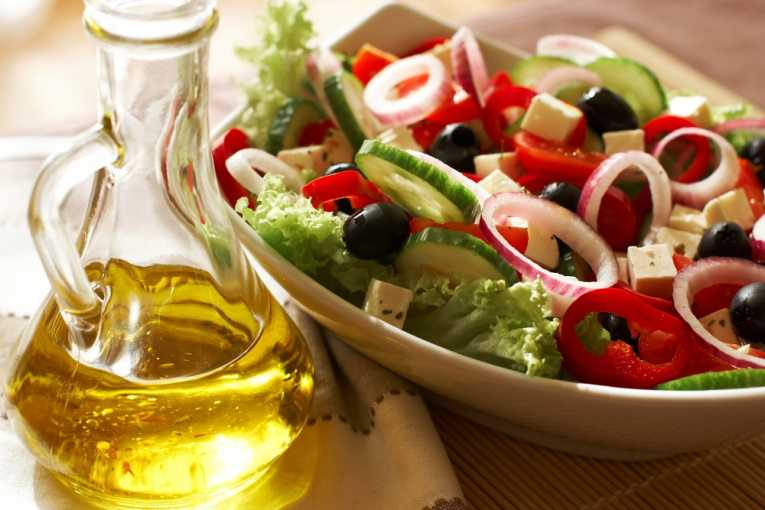 Salată-dieta mediteraneeană