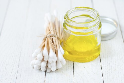 10 întrebuințări inedite pentru uleiul de măsline