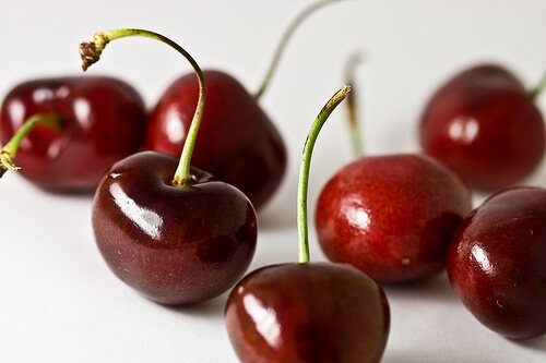 Fructele care te ajuta sa arzi grasimea de pe abdomen si iti protejeaza inima - Andreea Raicu