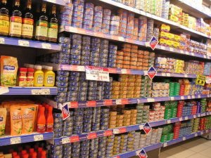 5 motive să eviți alimentele conservate