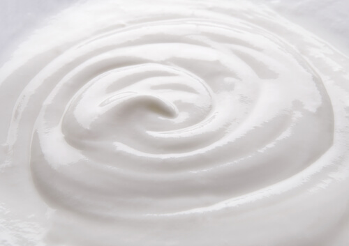 Iaurtul ca ingredient în remedii făcute în casă