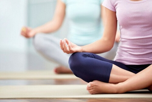Yoga pentru a trata sciatica