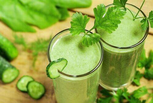 cura de detoxifiere cu sucuri verzi
