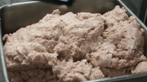 Chicken nuggets: carne de pui