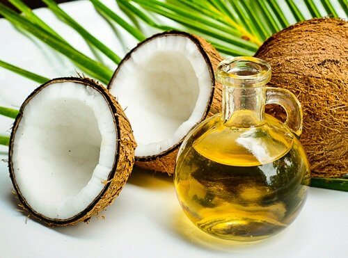 Cremă antirid: nucă și ulei de cocos