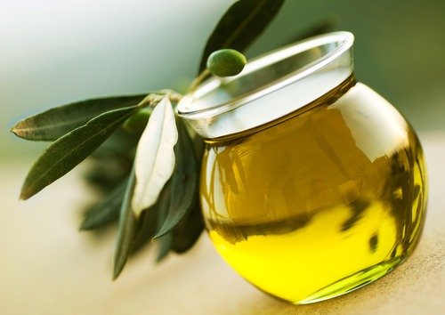 Remedii naturiste pentru sciatică pe bază de ulei de măsline