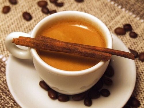Putem consuma cafea într-un mod mai sănătos