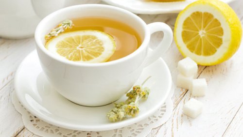 Ceai natural cu coajă de lămâie