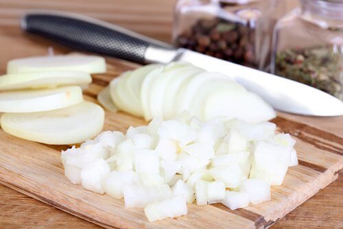 Ceapa pe lista de remedii naturale pentru febră