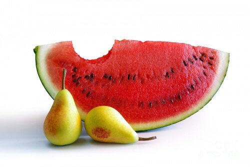 Fructe pentru ficat pepene roșu și pere
