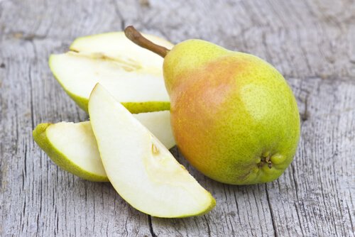 Perele sunt printre cele mai bune fructe pentru tratarea gastritei