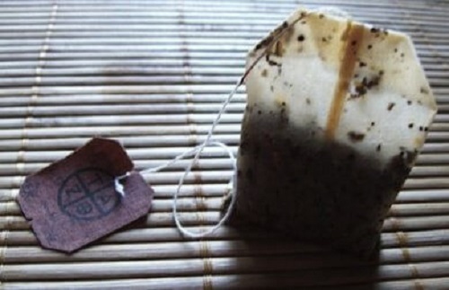 Pliculeț de ceai folosit