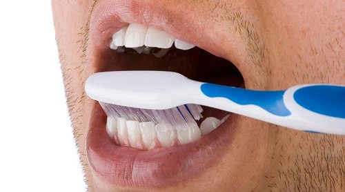 Tuburile pastei de dinți nu indică prezența de chimicale
