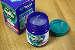 10 utilizări ale unguentului Vicks VapoRub