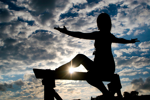 Tratează artrita reumatoidă făcând yoga