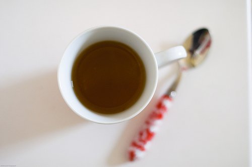 Bei apă în mod corect prin consumul de ceaiuri