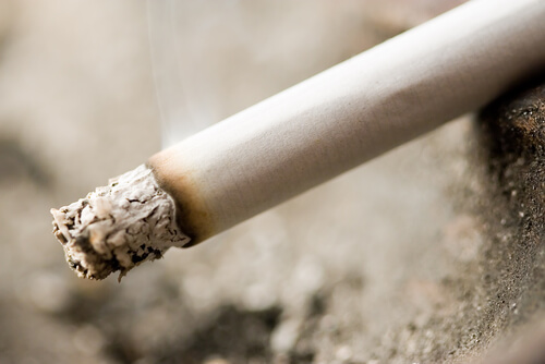 Fumul de țigară conține toxine nocive pentru copii