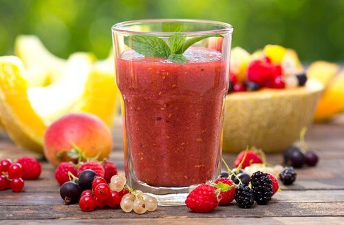 Smoothie din fructe roșii pentru libidoul femeii