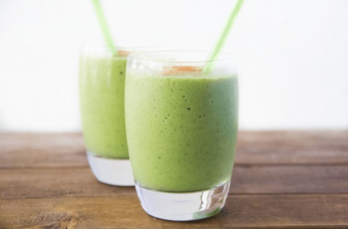Rețete sănătoase cu avocado sub formă de smoothie
