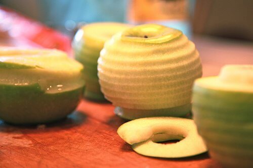 Fructe decojite