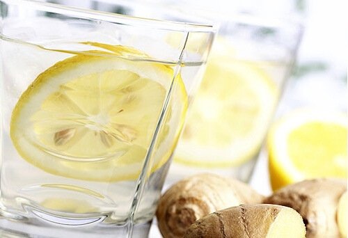 Limonada neindulcita curata organismul si te ajuta sa slabesti