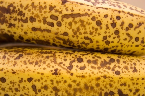 Utilizări ale cojilor de banane foarte coapte