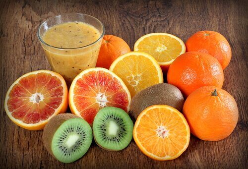 Alimente bogate în vitamina C care previn sângerările nazale