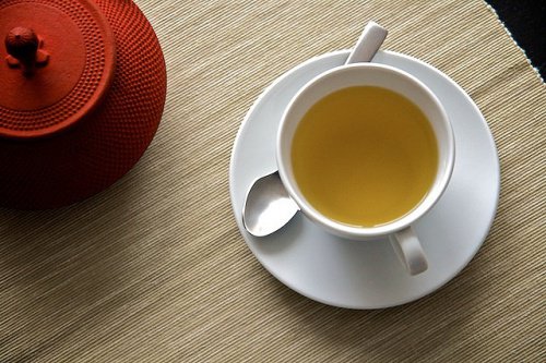 Ceaiul de usturoi este o băutură foarte sănătoasă