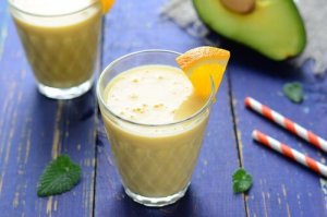 Menține frumusețea pielii cu aceste 5 smoothie-uri