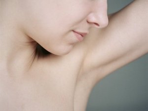 Mirosul neplăcut al corpului: remedii naturale