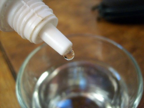 8 remedii simple cu apă oxigenată