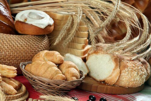 Alimente care produc mucus precum produsele din făină de grâu