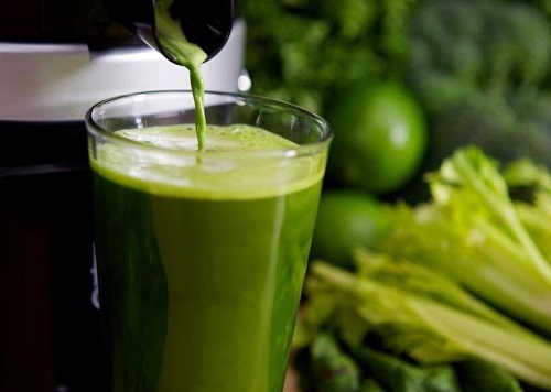 Elimină toxinele din organism cu o infuzie de țelină