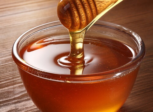 Herpesul oral poate fi tratat cu miere de albine