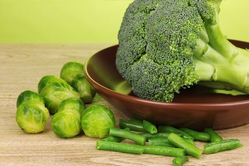 Broccoli și alte legume verzi