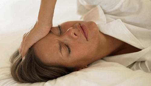 Bufeurile la menopauză – 8 remedii naturiste Bufeurile la menopauză – 8 remedii naturiste