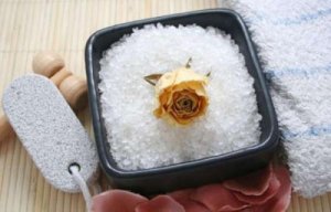 Tratament pentru celulită cu sare de mare