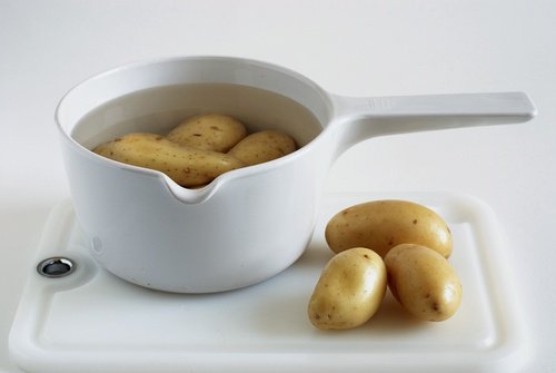 Cartofi brute în varicoză - custom-web.ro