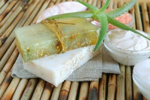 Cum să obții un săpun preparat acasă cu aloe vera