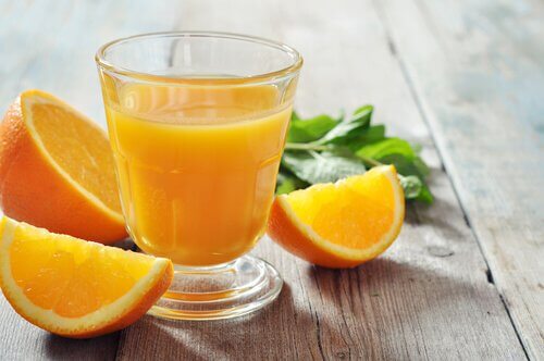 Suc de morcovi și portocale 100% natural