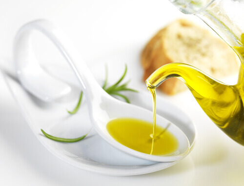 Uleiul de măsline este un bun remediu pentru ulcerul gastric