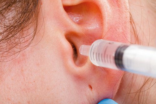 Printre altele, glicerina te ajută să elimini cerumenul din urechi