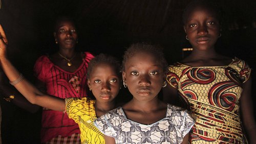 Africa respinge mutilarea genitală a femeilor