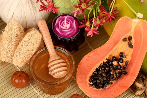 Remedii împotriva punctelor negre cu papaya