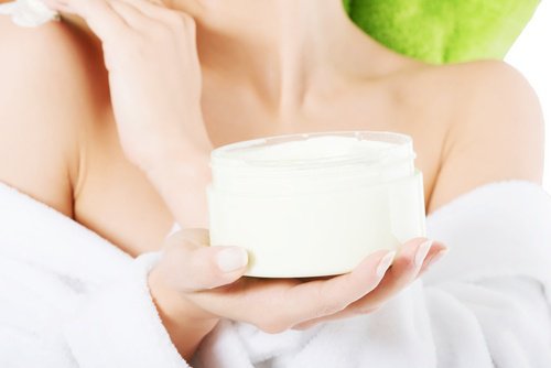 Cicatricile pot fi tratate cu produse naturiste