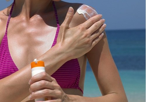 Motive să bei apă cu castravete ca protecția împotriva razelor ultraviolete